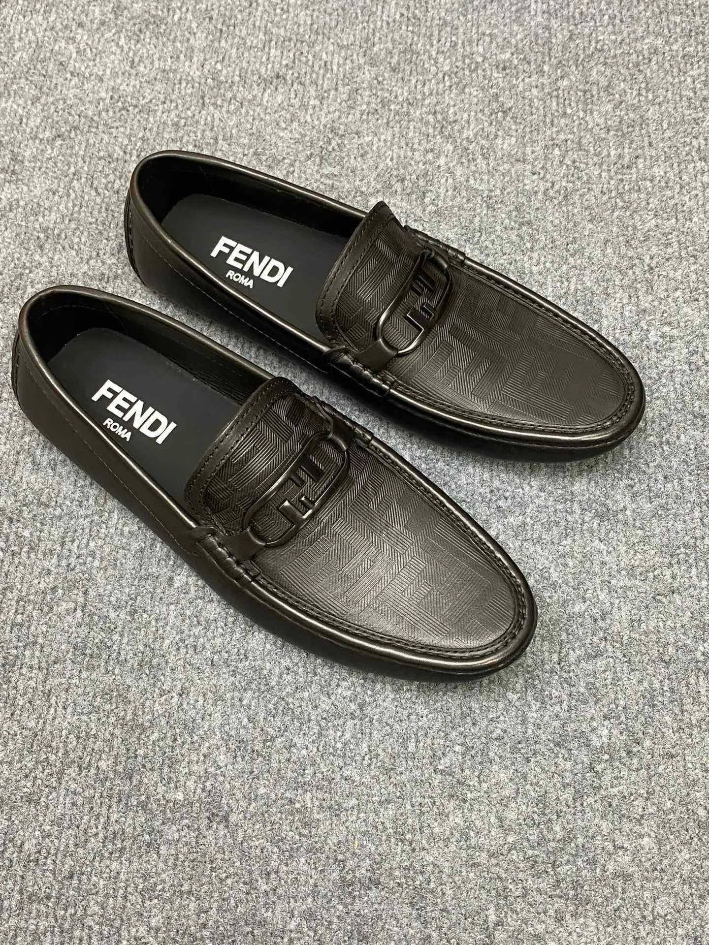 Men's Men's Shoes Men's Men's Shoes 💰700FENDI Fendi Men's Shoes are breathable and comfortable. Original development. Counters copy one to one. Imported cowhide. Niuri. 38 to 44. (can be ordered at 45.46. No returns or exchanges)